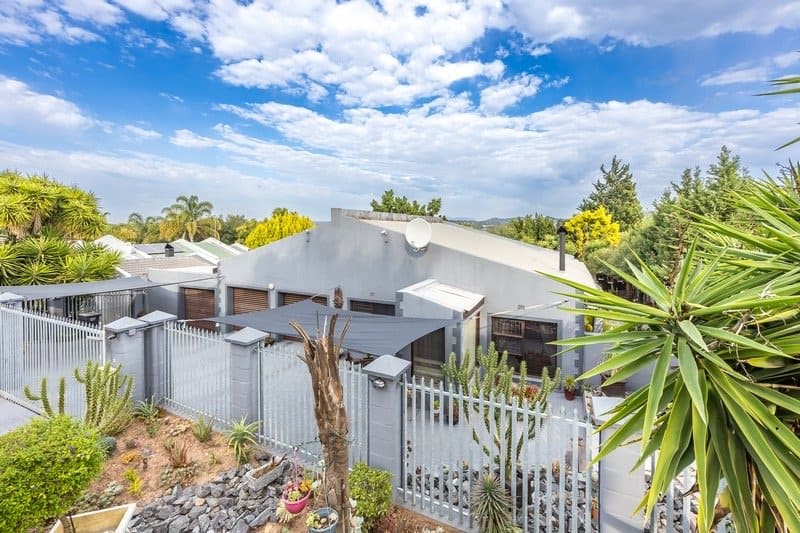 4 Bedroom Property for Sale in Goedemoed Western Cape